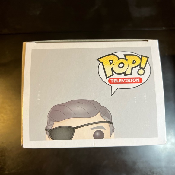 Arrow The Television Series Deathstroke Unmasked Funko POP! Hot Topic Exclusive - Picture 4 of 8